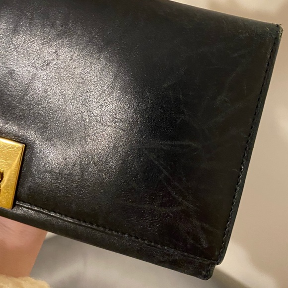 Rehab Bag Bundle!! LV, Ferragamo, Coach, Tory - Picture 13 of 16